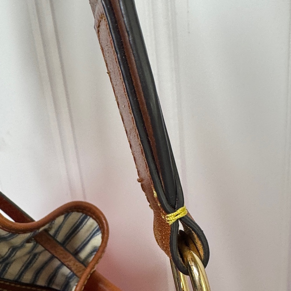 Dooney & Bourke Pink and Brown leather draw strap Shoulder Bag - Picture 7 of 16